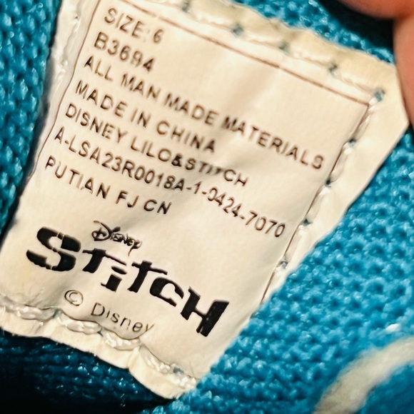 Disney Lilo and Stitch Lighted Athletic Sneaker (Toddler/Little Kid) size 6 - Picture 4 of 11